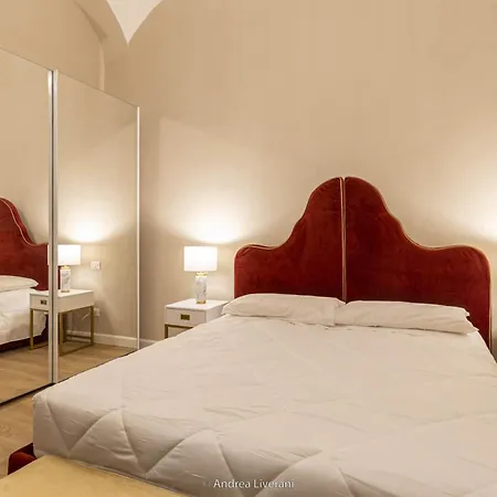 Sibilla - Via Oberdan 13 بولونيا