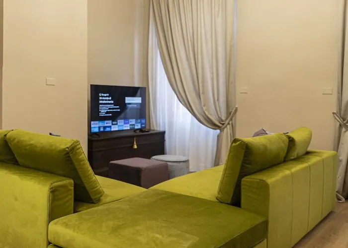 Sibilla - Via Oberdan 13 فندق مبيت وإفطار 4*