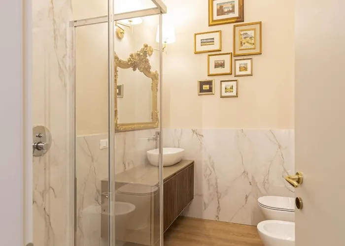 Sibilla - Via Oberdan 13 4* بولونيا