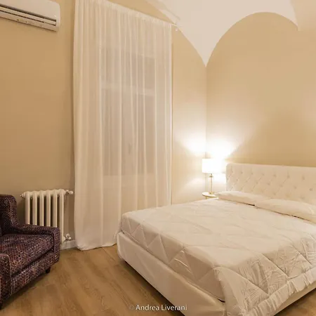 Sibilla - Via Oberdan 13 4*