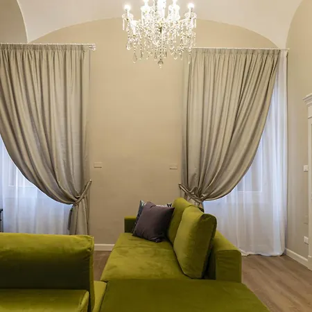Bed & Breakfast Sibilla - Via Oberdan 13 4*