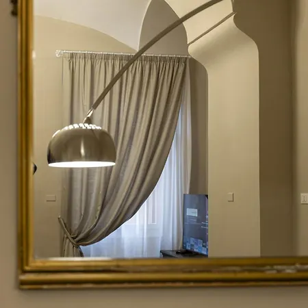 Sibilla - Via Oberdan 13 Bologna