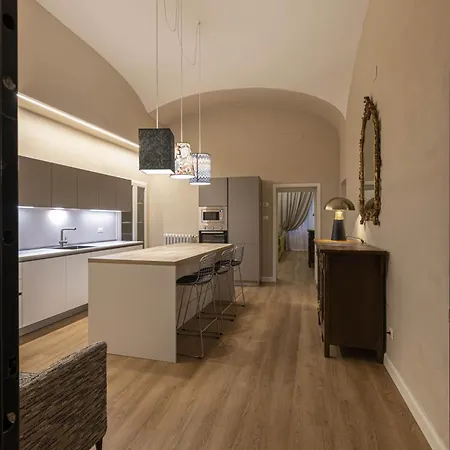 Bed & Breakfast Sibilla - Via Oberdan 13 4*