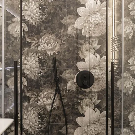 Sibilla - Via Oberdan 13 לינה וארוחת בוקר 4*