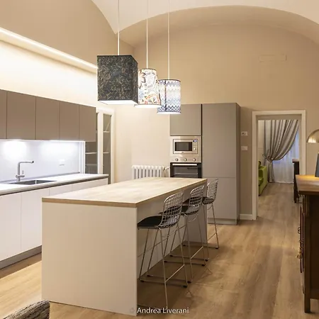Bed & Breakfast Sibilla - Via Oberdan 13 4*