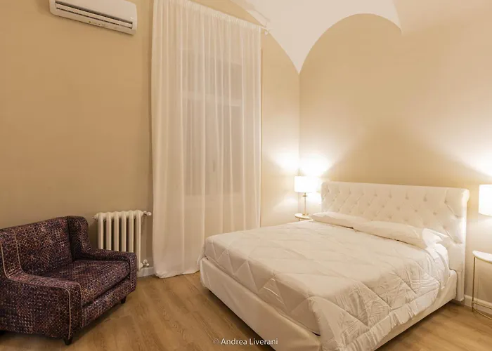 Sibilla - Via Oberdan 13 4*