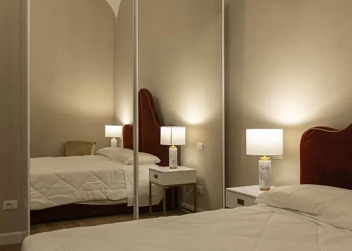 Sibilla - Via Oberdan 13 4*