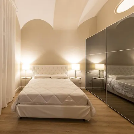 Bed & Breakfast Sibilla - Via Oberdan 13 Bologna