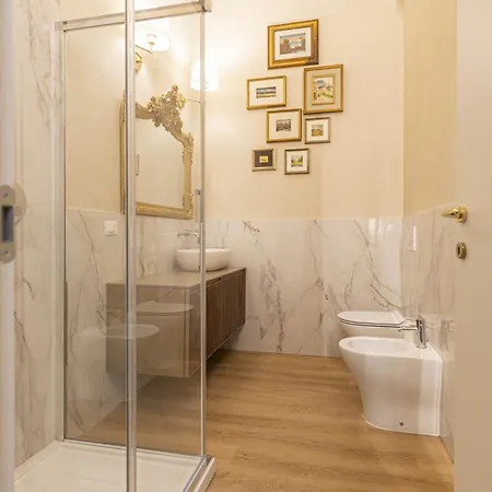 Sibilla - Via Oberdan 13 Bologna