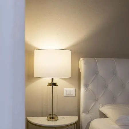Bed & Breakfast Sibilla - Via Oberdan 13 *
