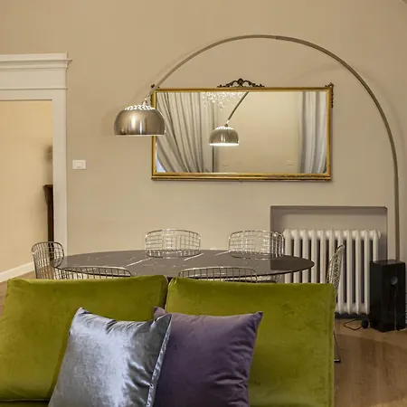 Sibilla - Via Oberdan 13 4* Болонья