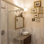 Bed & Breakfast Sibilla - Via Oberdan 13 4*