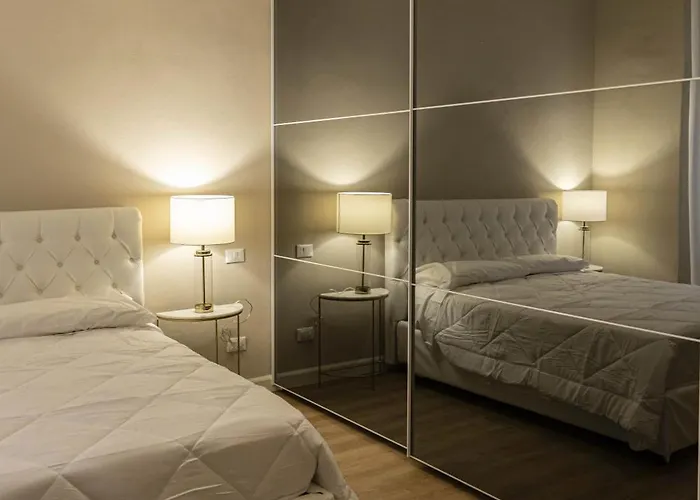 Sibilla - Via Oberdan 13 4*